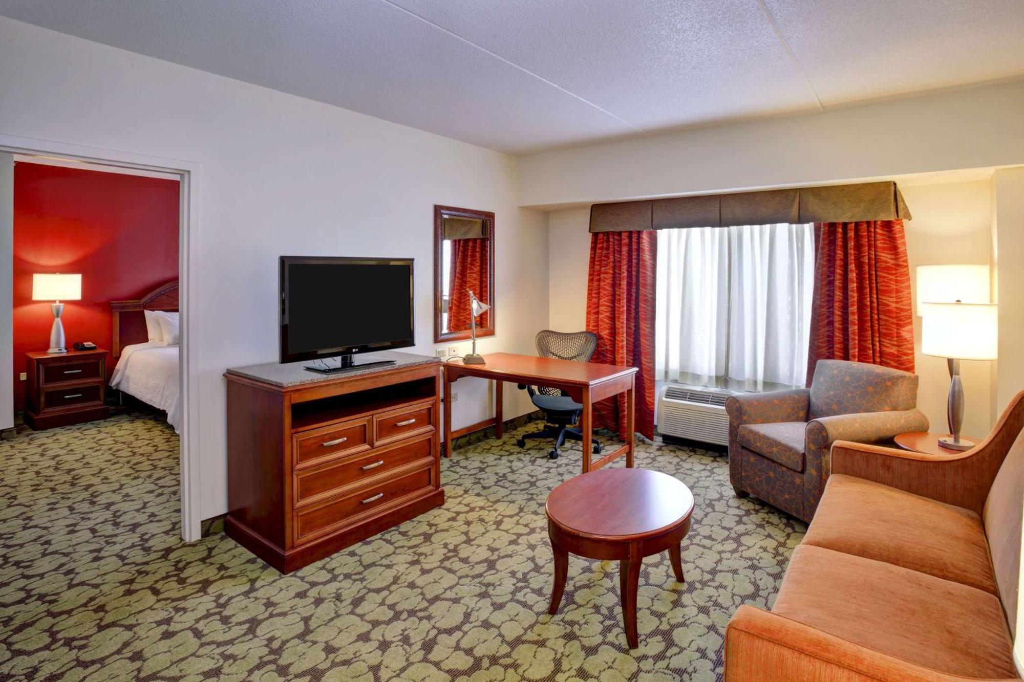 Hilton Garden Inn Chicago/Midway Airport Bedford Park Exterior photo
